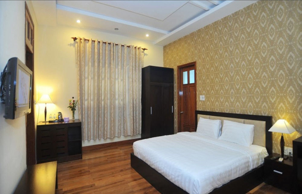 Sofia Suite Hotel Danang Экстерьер фото
