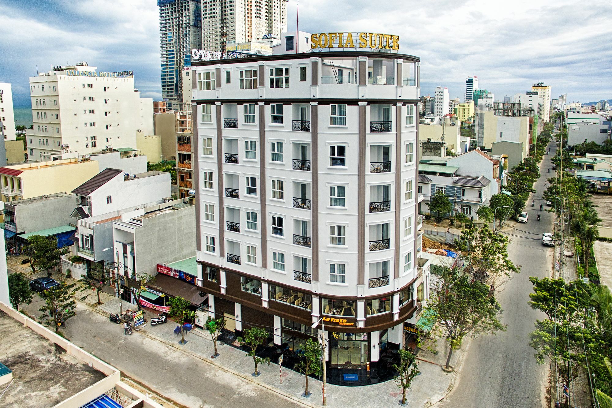 Sofia Suite Hotel Danang Экстерьер фото